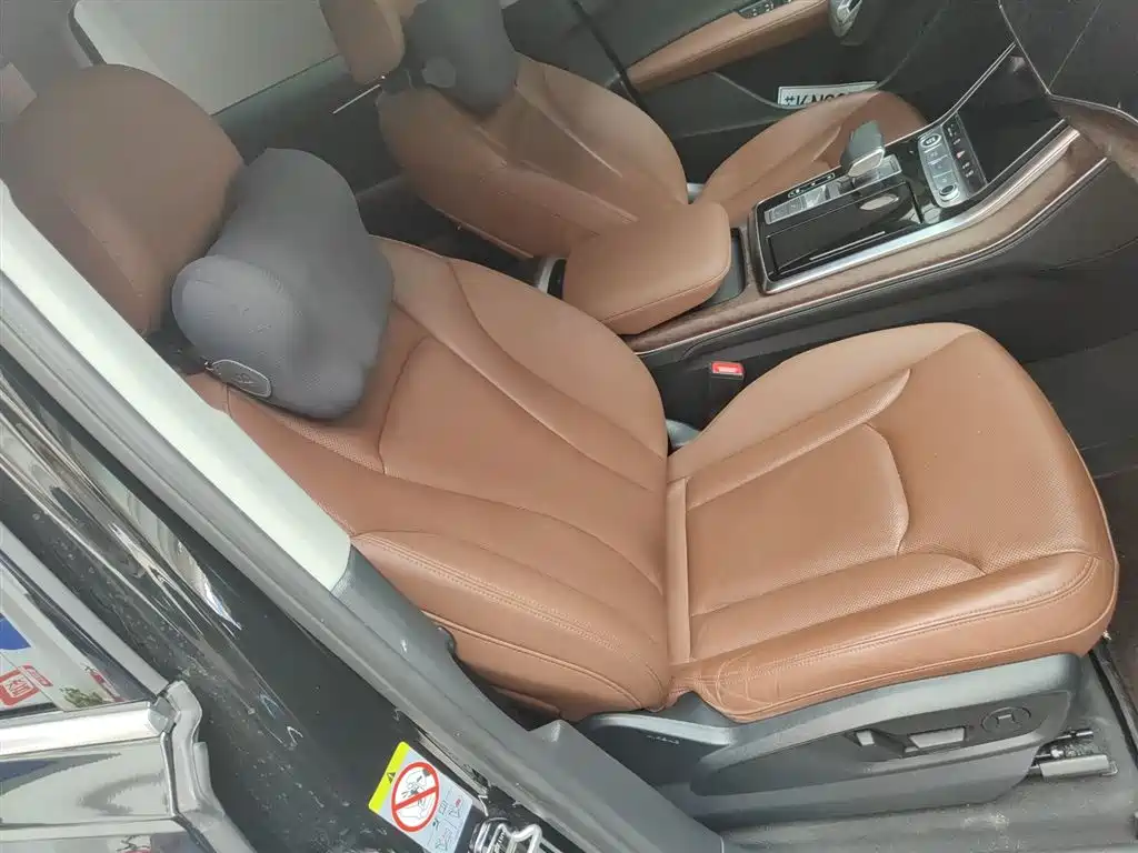 Audi Q7 2023 45 TFSI quattro S line sports купить на сайте DeffCars