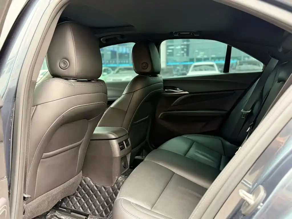 Cadillac CT4 2022 28T luxury model купить на сайте DeffCars