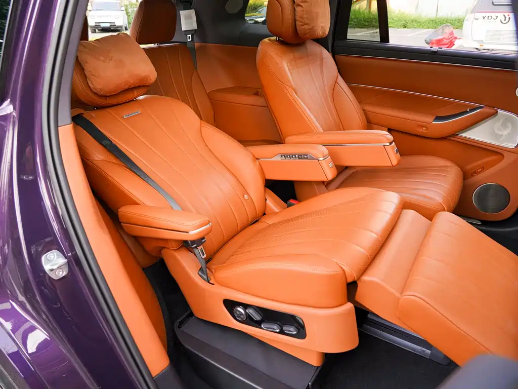 Wenjie M8 2025 pure electric Max+ six-seater long-range version 896-line lidar) купить на сайте DeffCars