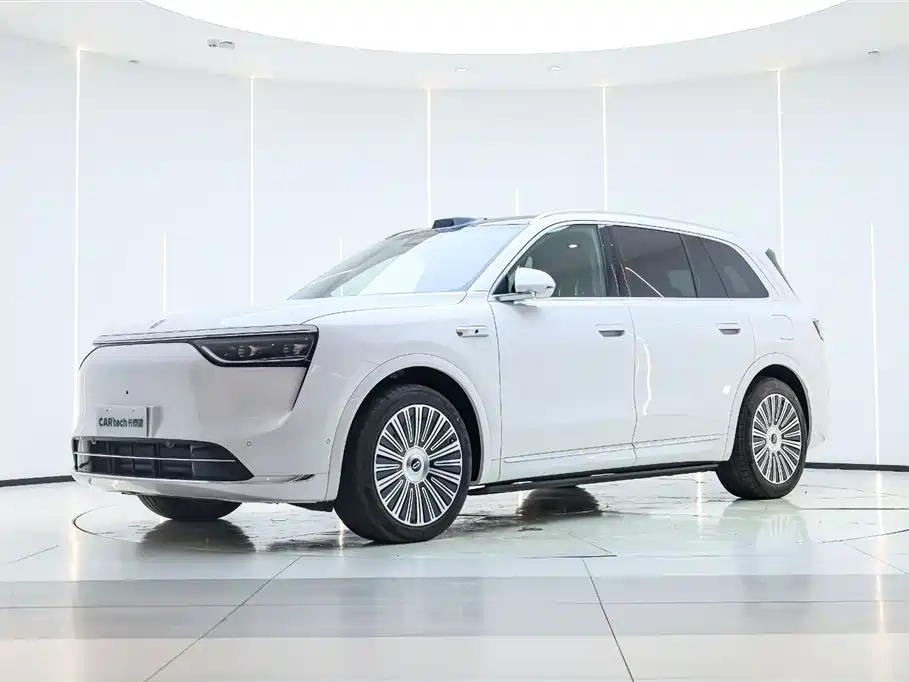 Wenjie M8 2025 extended range Ultra version 53.4kWh 6-seater version купить на сайте DeffCars