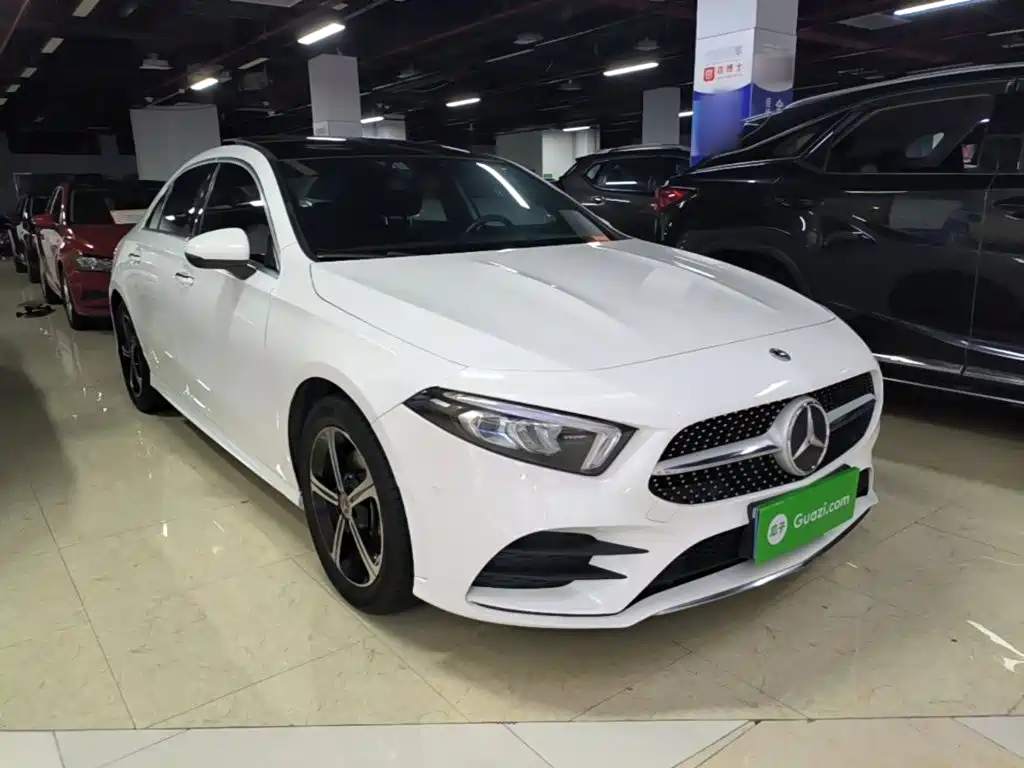 Mercedes-Benz A-Class 2022 Facelift Three A 200 L Sports Sedan Fashionable купить на сайте DeffCars