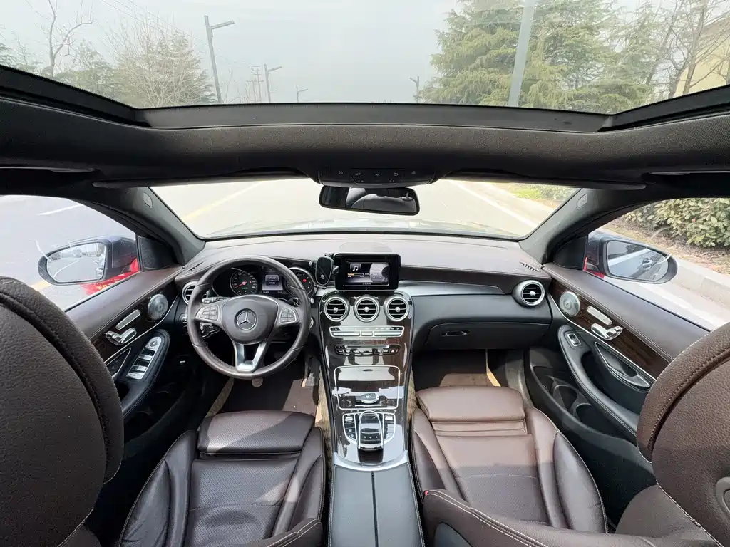 Mercedes-Benz GLC 2017 GLC 260 4MATIC luxury model купить на сайте DeffCars