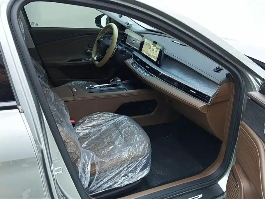 Arrizo 8 2023 high-energy version 2.0T DCT Royal купить на сайте DeffCars