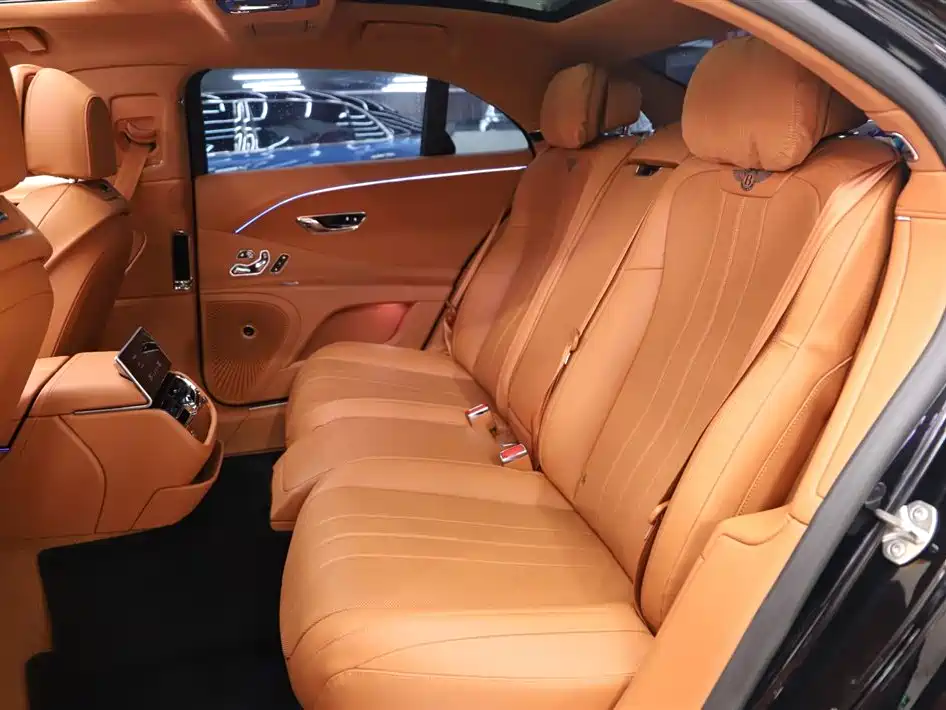 Flying Spur 2022 4.0T V8 Standard Edition купить на сайте DeffCars