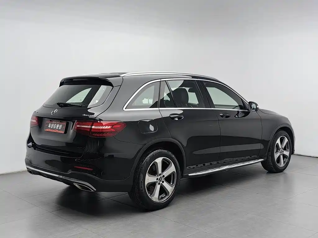 Mercedes-Benz GLC 2017 GLC 300 4MATIC Dynamic купить на сайте DeffCars