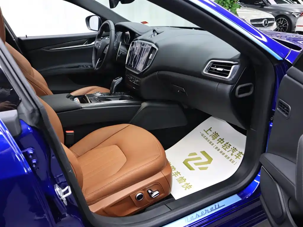 Ghibli 2023 2.0T GT купить на сайте DeffCars