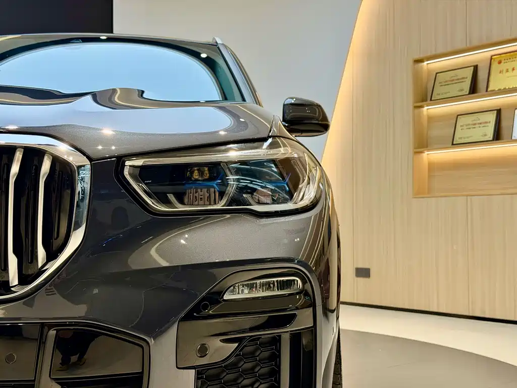 BMW X5 imported 2021 facelift xDrive40i M sports package купить на сайте DeffCars