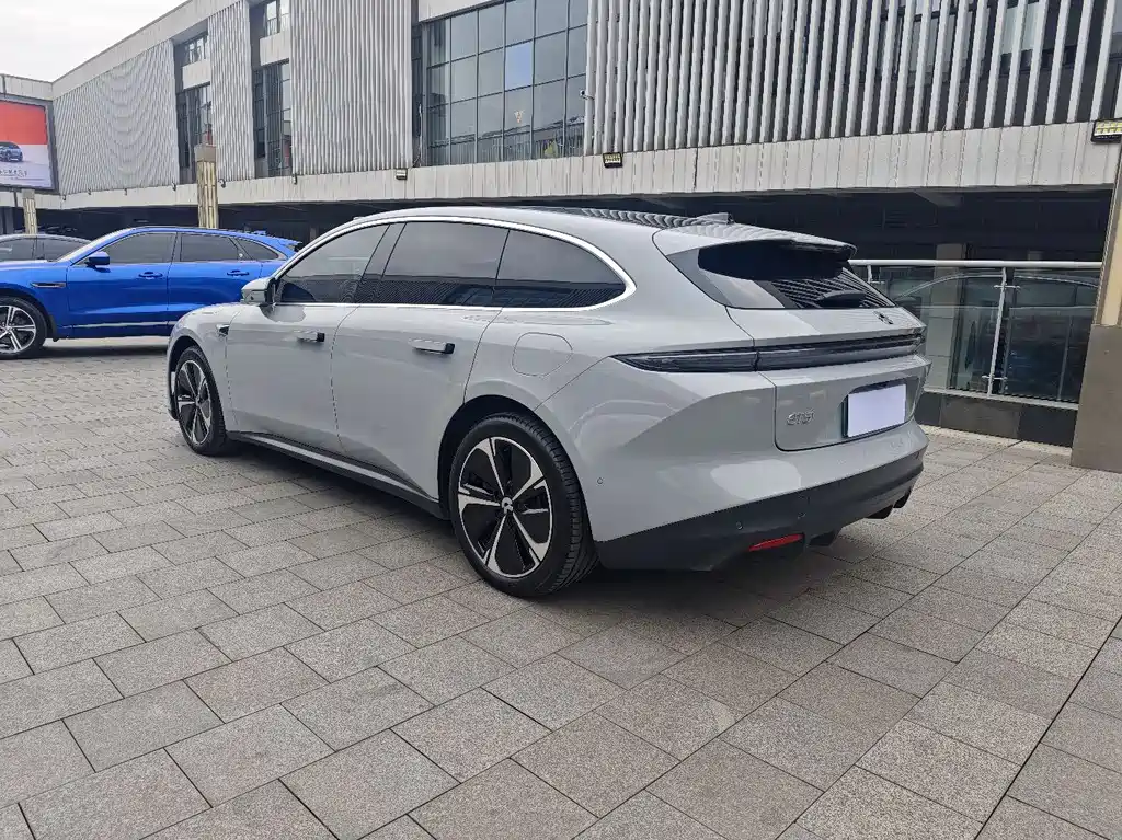 NIO ET5T 2024 model 75kWh Touring купить на сайте DeffCars