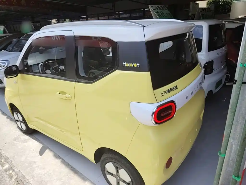 Hongguang MINIEV 2024 third generation 215km advanced version купить на сайте DeffCars