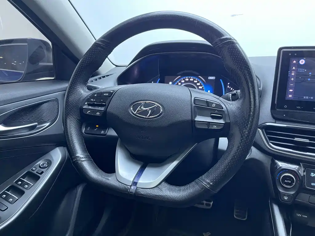 Festa 2019 280TGDi Smart Edition National VI купить на сайте DeffCars