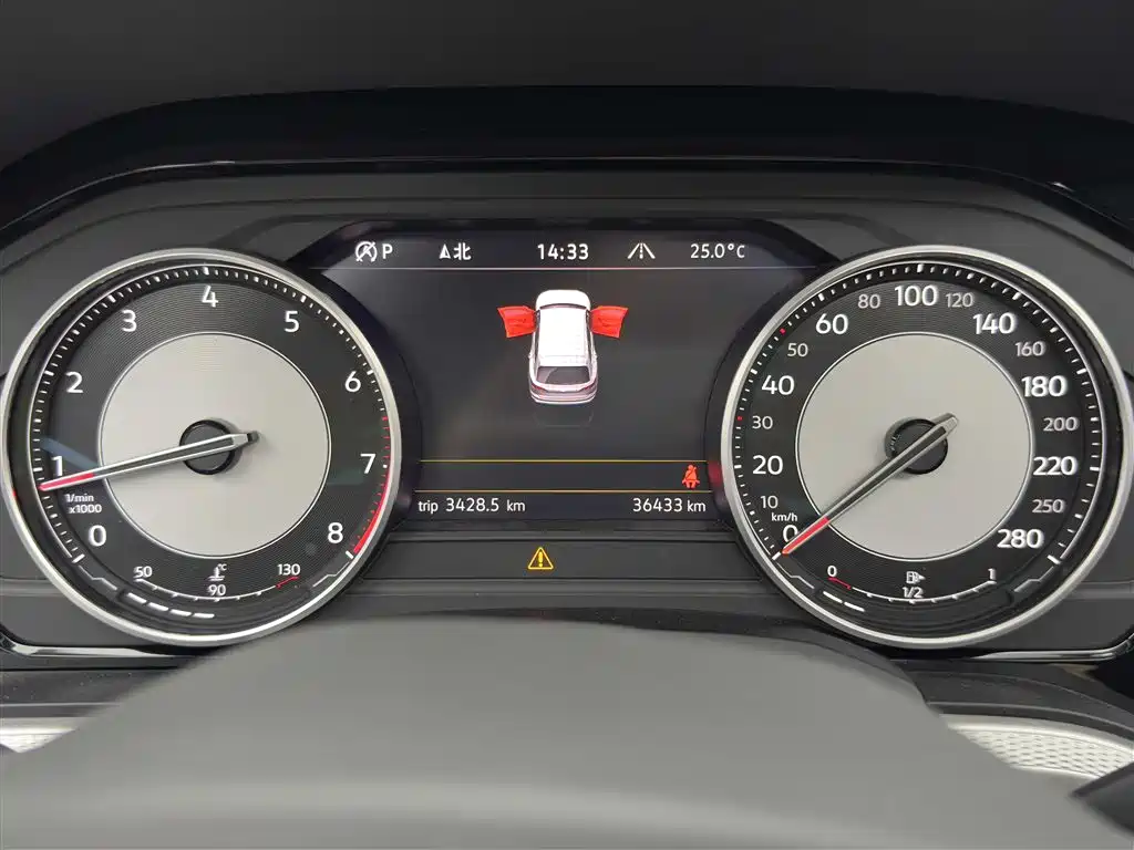 Touareg 2022 2.0TSI Pilot Special Edition купить на сайте DeffCars