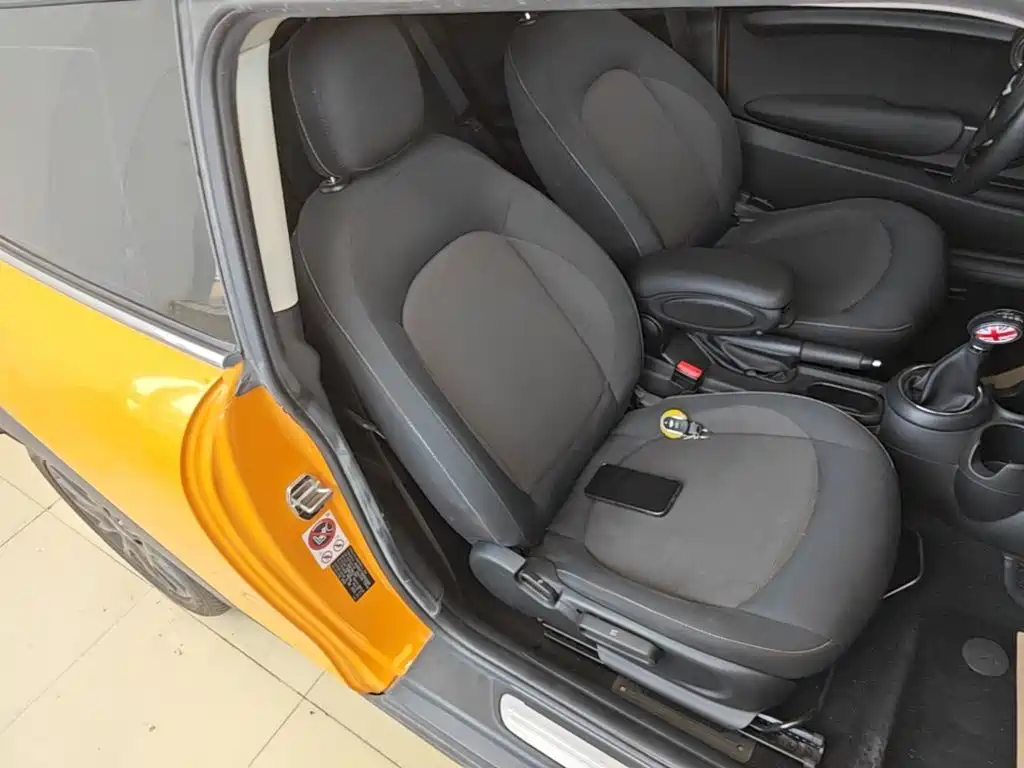 MINI 2016 1.2T ONE Avant-Garde купить на сайте DeffCars