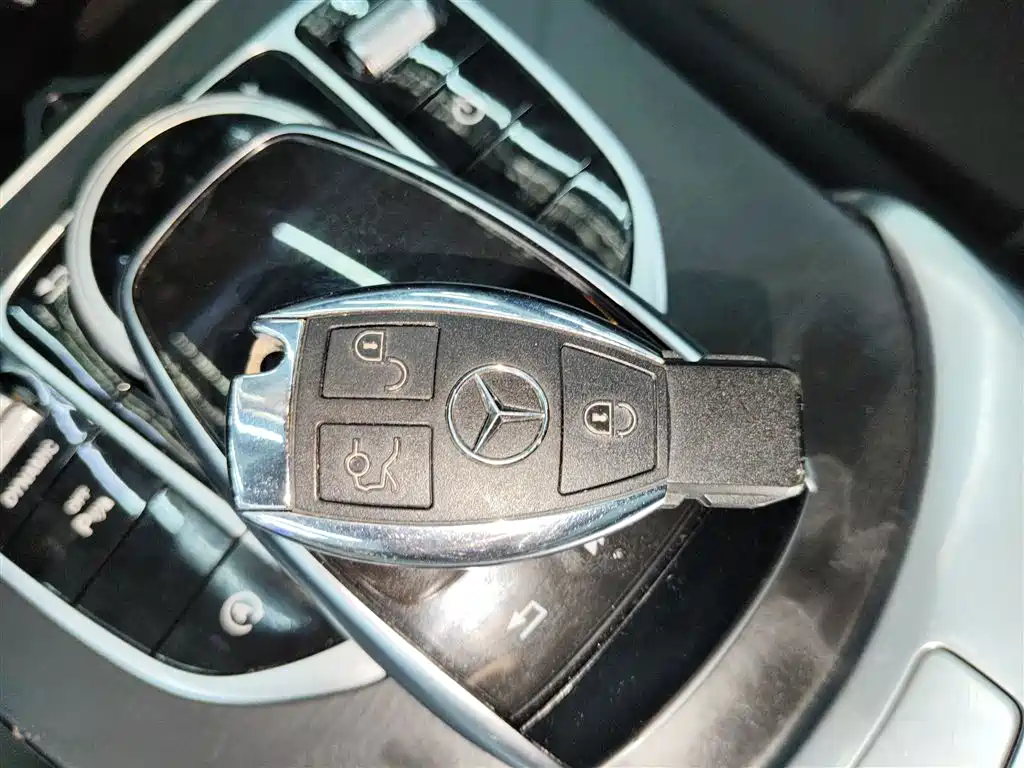 Mercedes-Benz C-Class 2018 C 200 L Sports Edition купить на сайте DeffCars