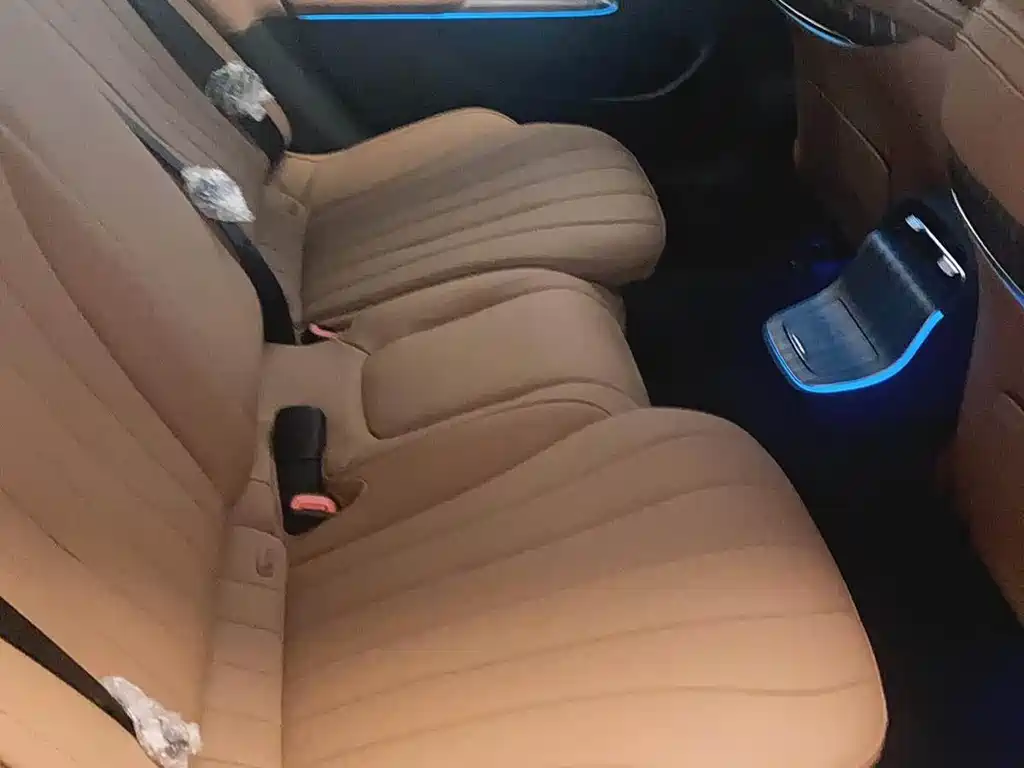 Mercedes-Benz E-Class 2026 E 300 L Luxury Model купить на сайте DeffCars