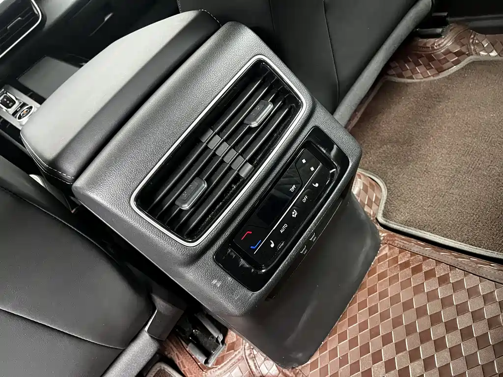 Lanxun 2023 380TSI four-wheel drive R-Line cruise version купить на сайте DeffCars