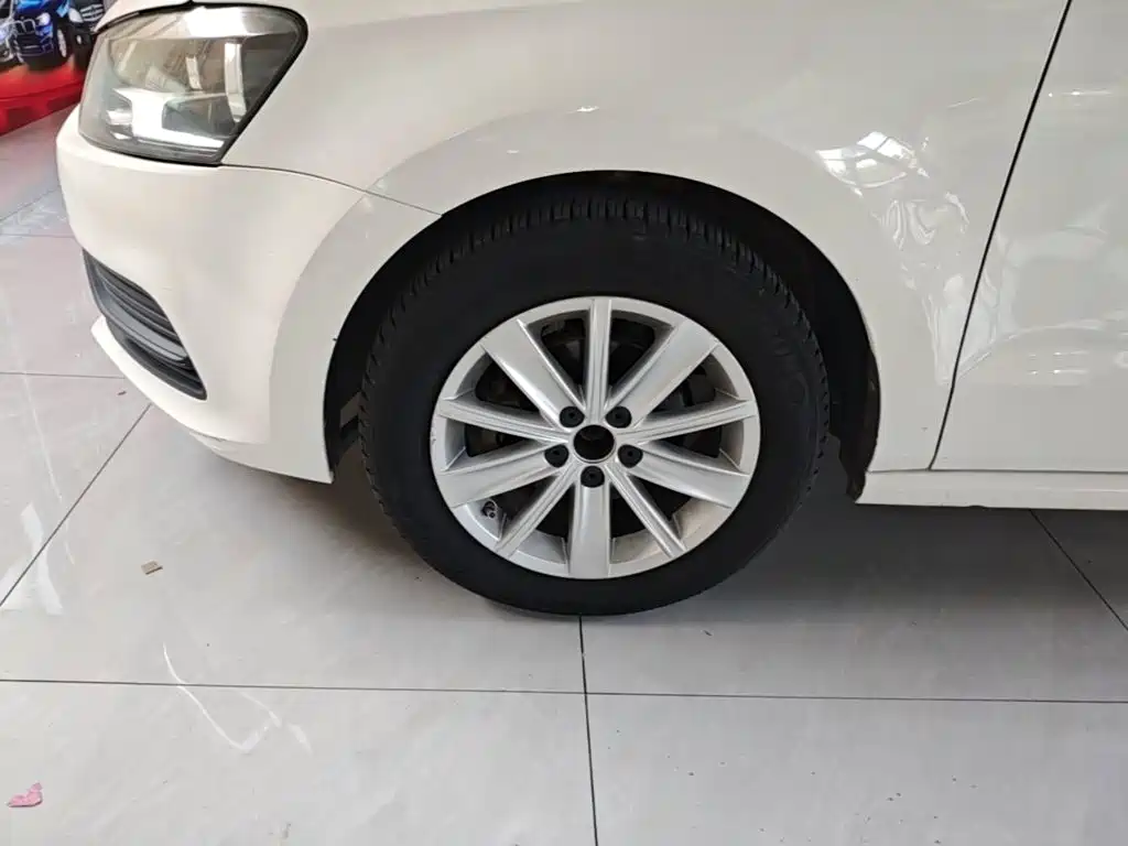 Polo 2016 1.4L Automatic Fashion Edition купить на сайте DeffCars