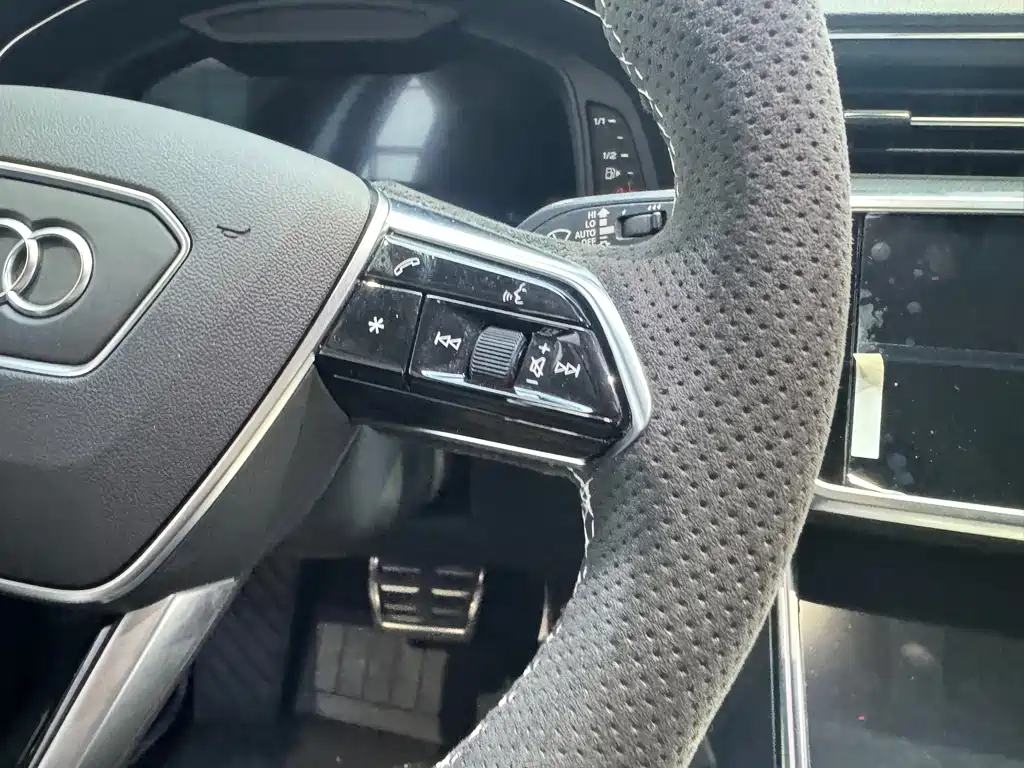 Audi A6 imported 2023 allroad quattro 55 TFSI exclusive off-road model купить на сайте DeffCars