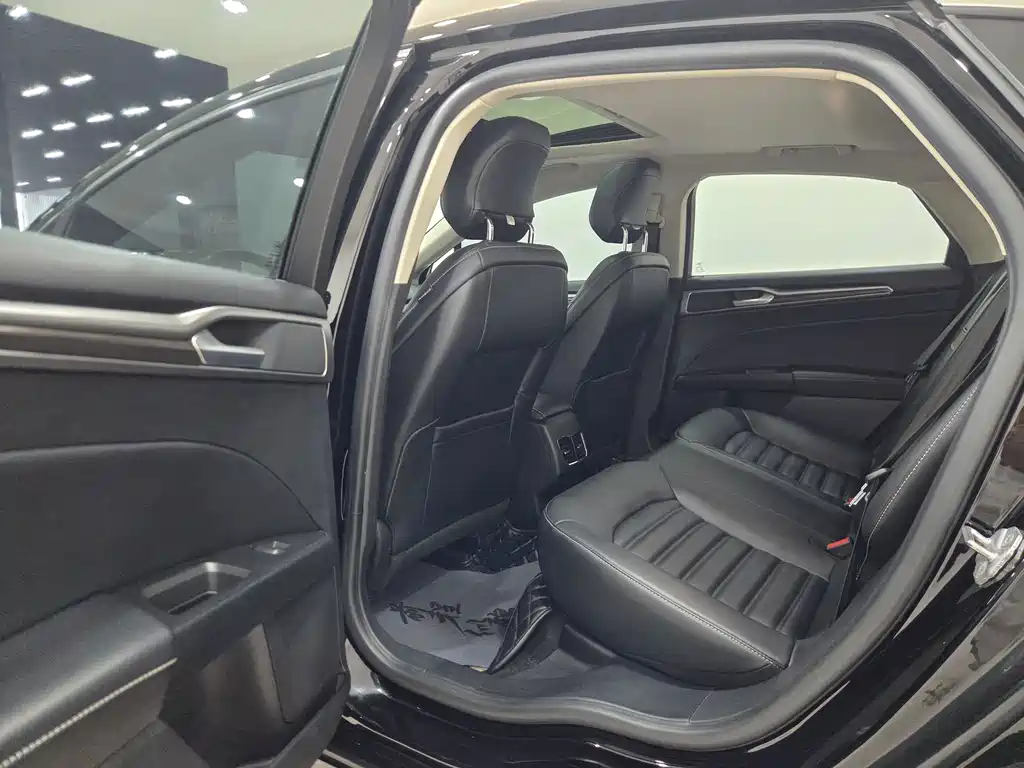 Mondeo 2020 EcoBoost 180 Fashion Model купить на сайте DeffCars