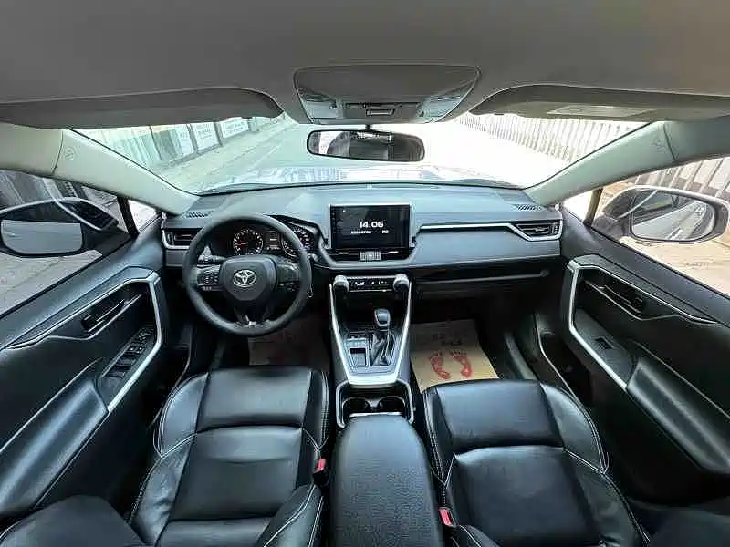 Wilanda 2022 2.0L CVT two-wheel drive leading version купить на сайте DeffCars