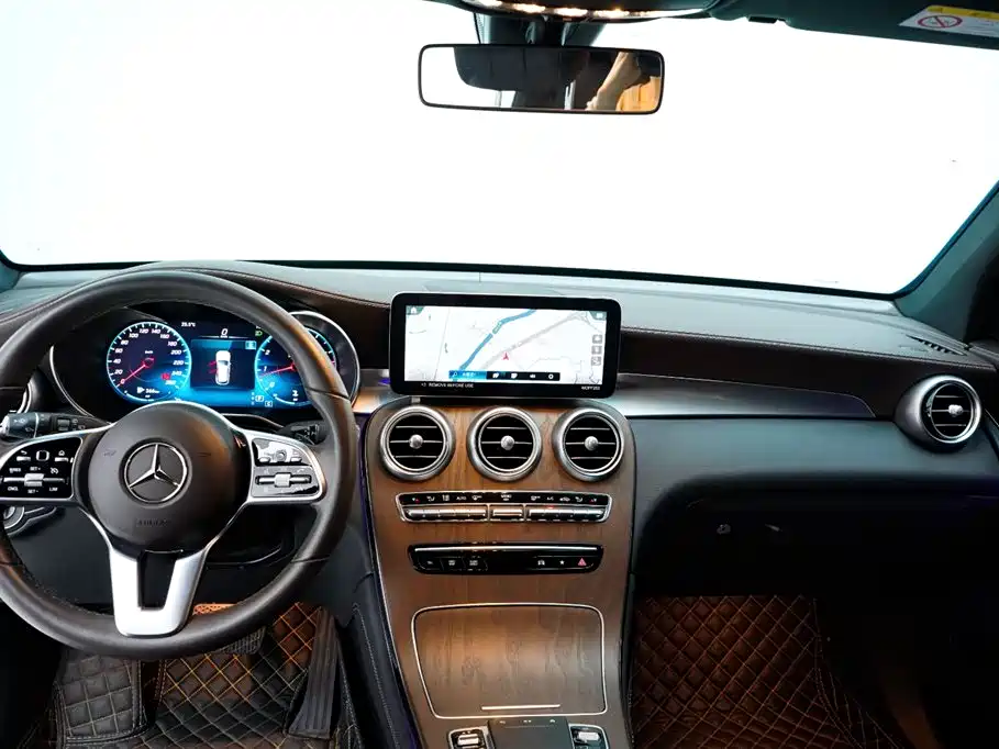 Mercedes-Benz GLC 2022 facelift GLC 260 L 4MATIC luxury model купить на сайте DeffCars