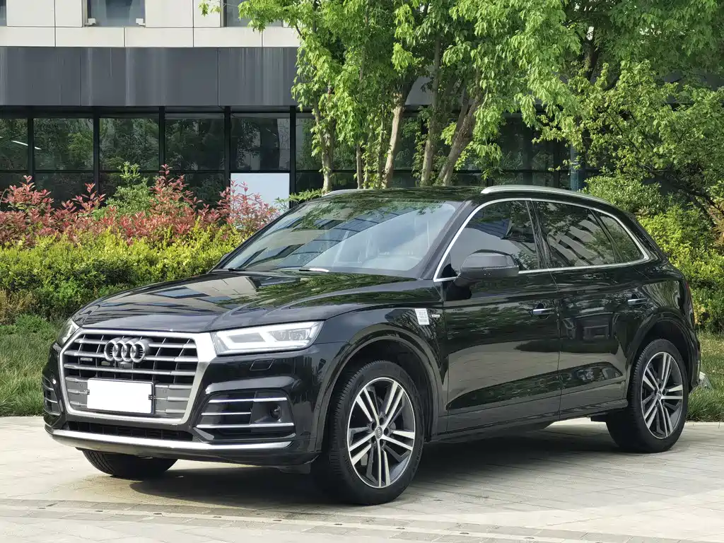 Audi Q5L 2020 45 TFSI luxury sports model купить на сайте DeffCars