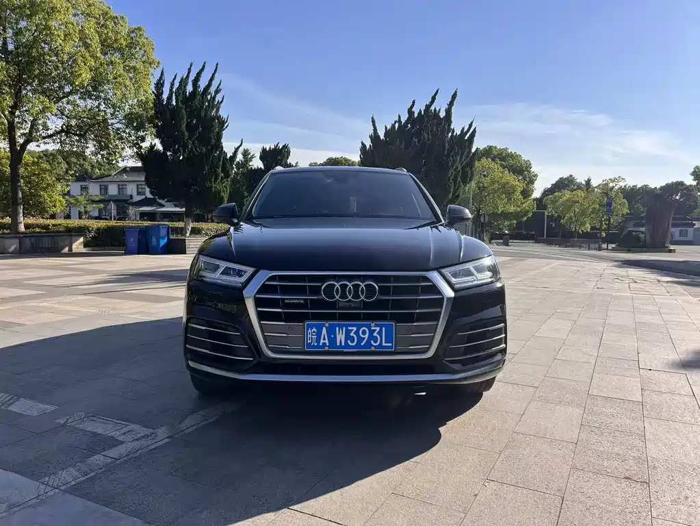 Audi Q5L 2020 45 TFSI exclusive fashion model купить на сайте DeffCars