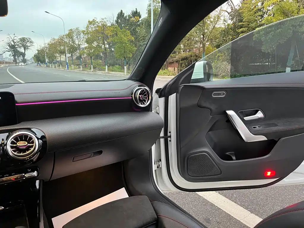 Mercedes-Benz CLA imported 2021 CLA 200 hunting sports car купить на сайте DeffCars