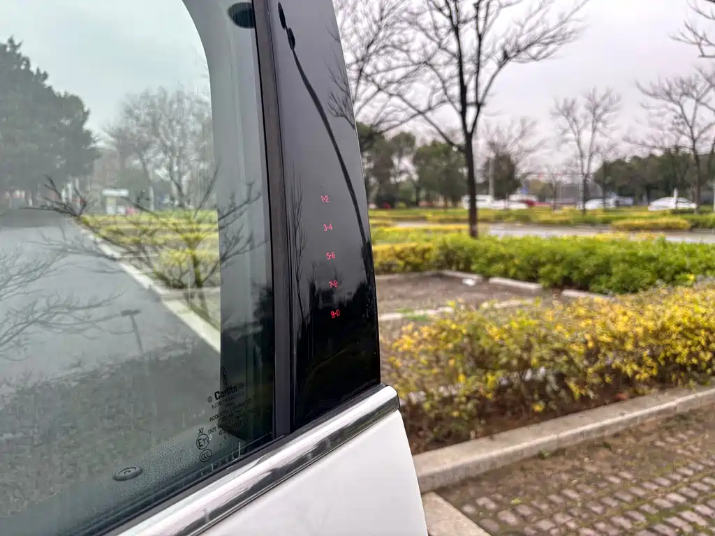 Lincoln MKC 2017 2.0T 2WD Exclusive Edition купить на сайте DeffCars