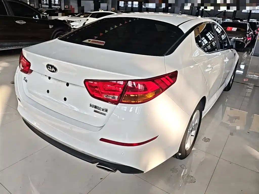 Kia K5 2015 2.0L automatic GL купить на сайте DeffCars