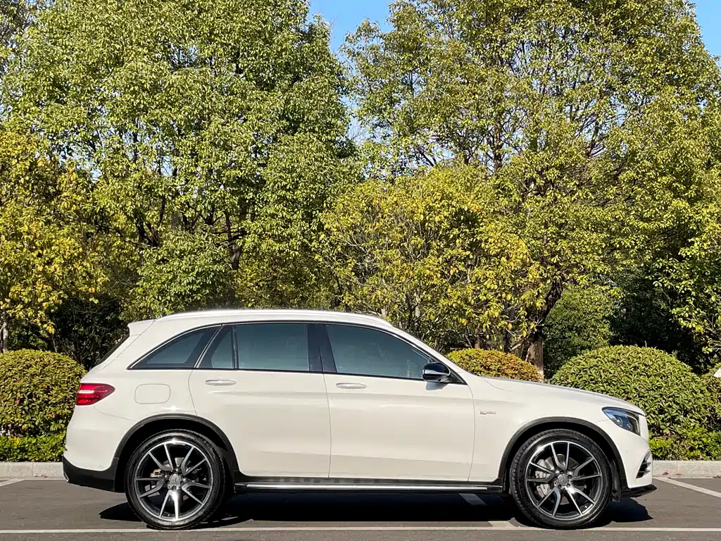 Mercedes-Benz GLC AMG 2017 AMG GLC 43 4MATIC Special Edition купить на сайте DeffCars