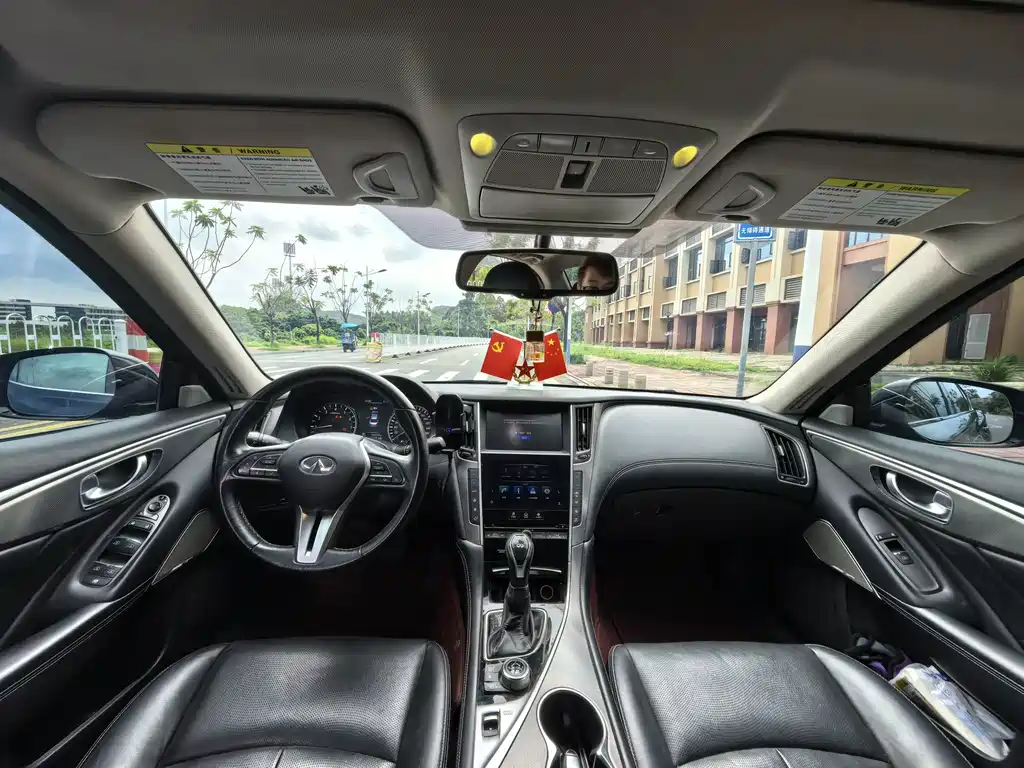 Infiniti Q50L 2018 2.0T Premium Edition National V купить на сайте DeffCars