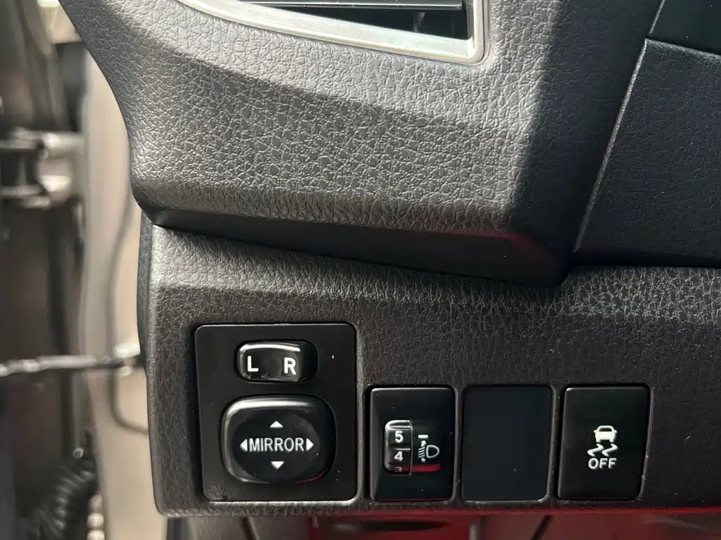 Corolla 2017 1.2T CVT GL купить на сайте DeffCars
