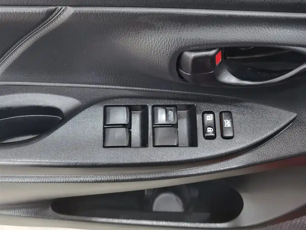 YARiS L Zhixuan 2021 1.5L CVT leading version купить на сайте DeffCars