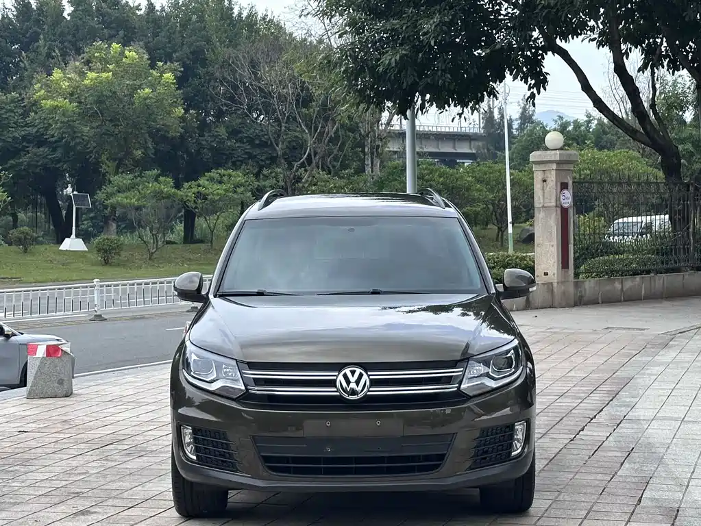 Tiguan 2016 280TSI automatic 2WD Silk Road Style Edition купить на сайте DeffCars