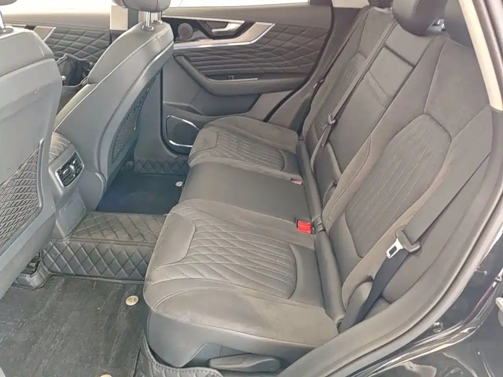 Red Flag Hongqi HS5 2022 facelift 2.0T Zhilian Edition купить на сайте DeffCars