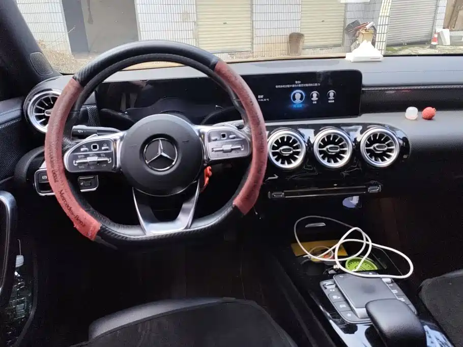 Mercedes-Benz A-Class 2022 A 200 L Sports Sedan Dynamic Type купить на сайте DeffCars