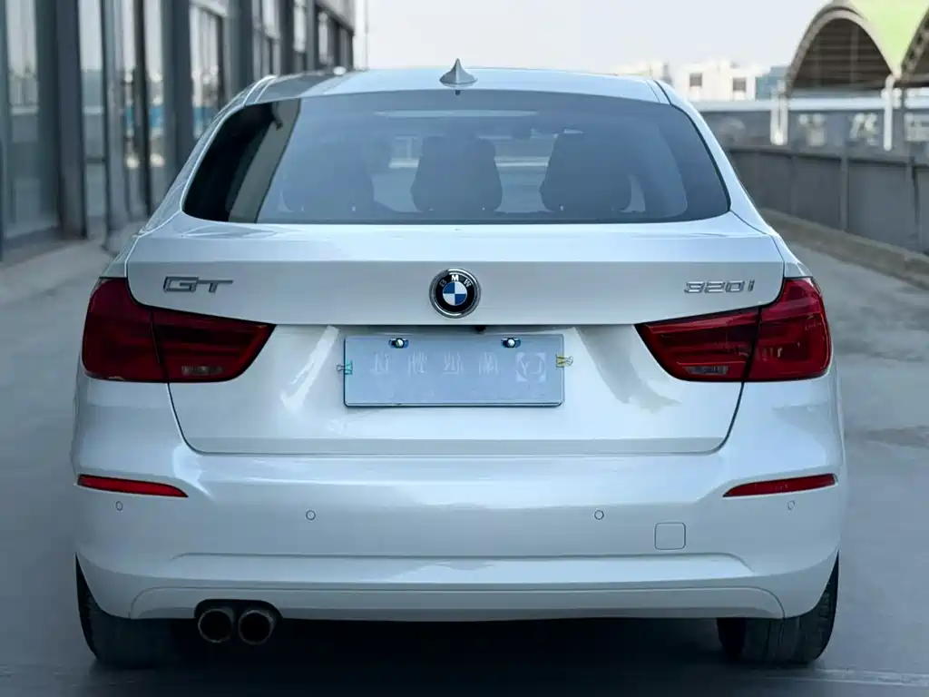 BMW 3 Series GT 2017 320i Fashion Model купить на сайте DeffCars