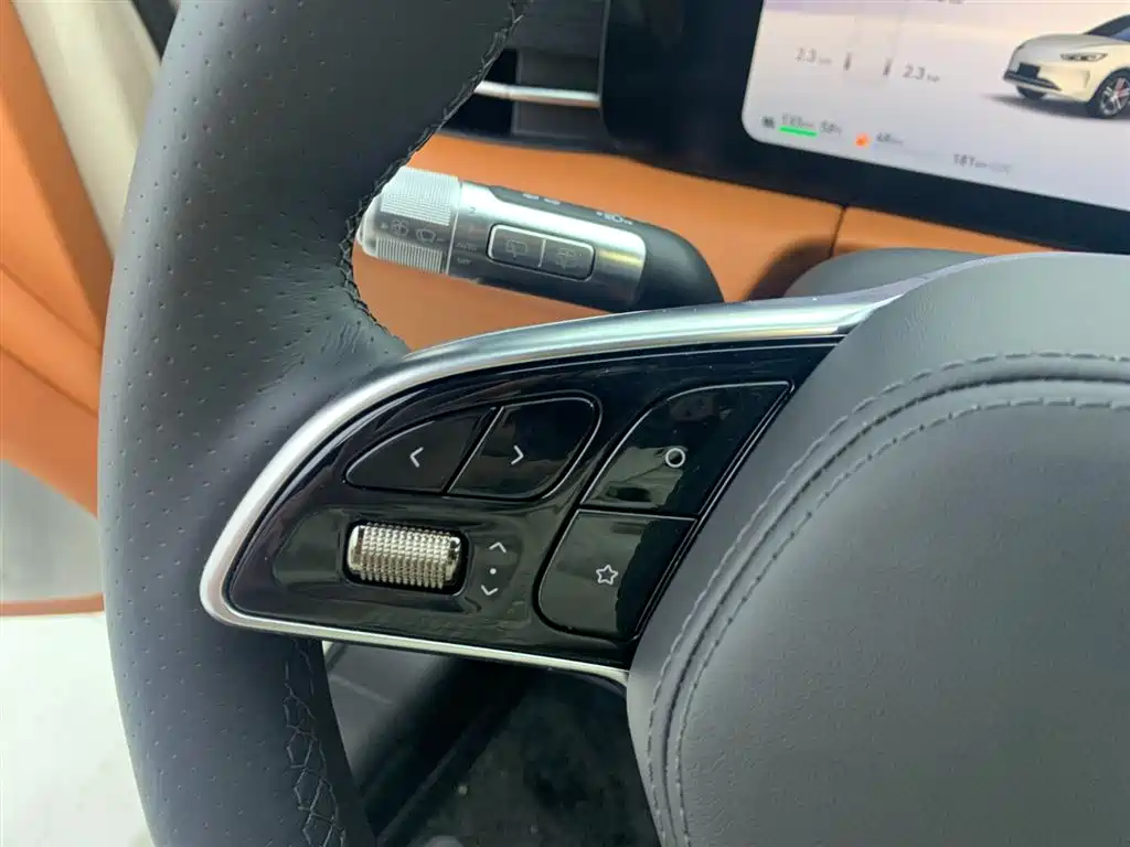 Wenjie M5 2025 extended range Ultra four-wheel drive version купить на сайте DeffCars