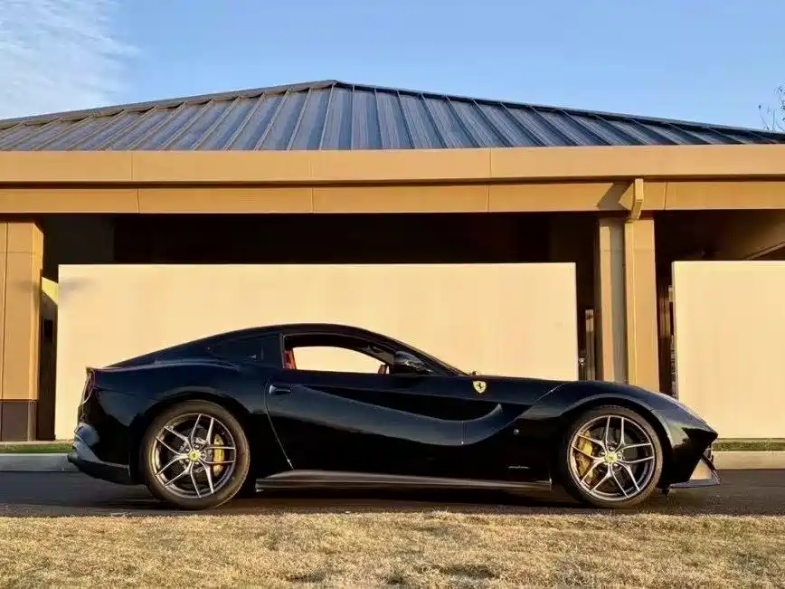 F12berlinetta 2013 6.3L standard type купить на сайте DeffCars