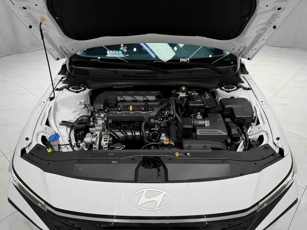 Elantra 2023 1.5L CVT LUX Premium Edition купить на сайте DeffCars