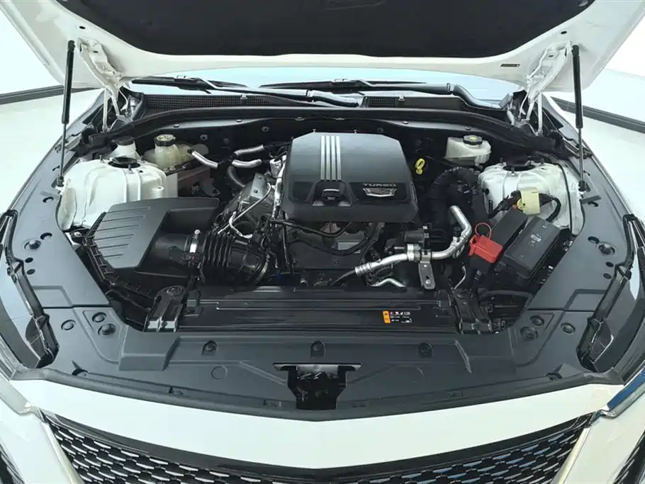 Cadillac CT5 2022 28T luxury model купить на сайте DeffCars