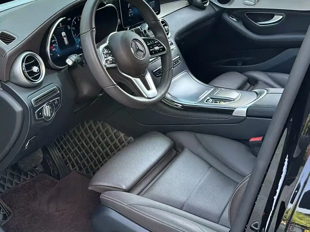 Mercedes-Benz GLC 2020 facelift GLC 260 L 4MATIC dynamic купить на сайте DeffCars