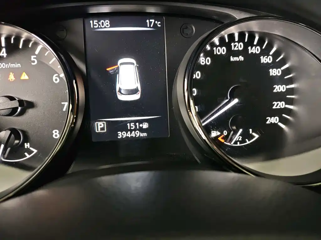 X-Trail 2023 Classic 2.0L 2WD Intelligent Link Premium Edition купить на сайте DeffCars