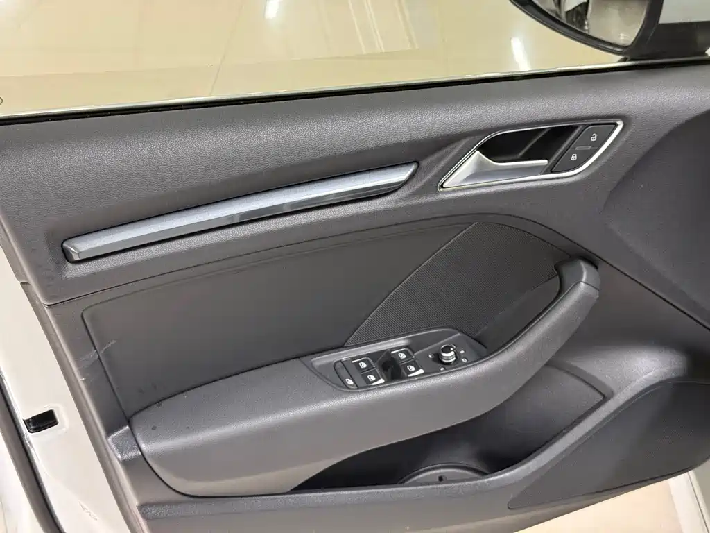 Audi A3 2020 Limousine 35 TFSI Fashion Type National V купить на сайте DeffCars