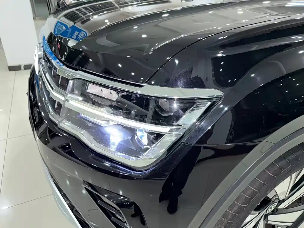 Touron 2024 380TSI four-wheel drive luxury version купить на сайте DeffCars