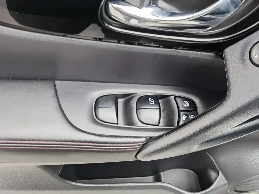 Qashqai 2022 2.0L CVT XV Smart Edition купить на сайте DeffCars