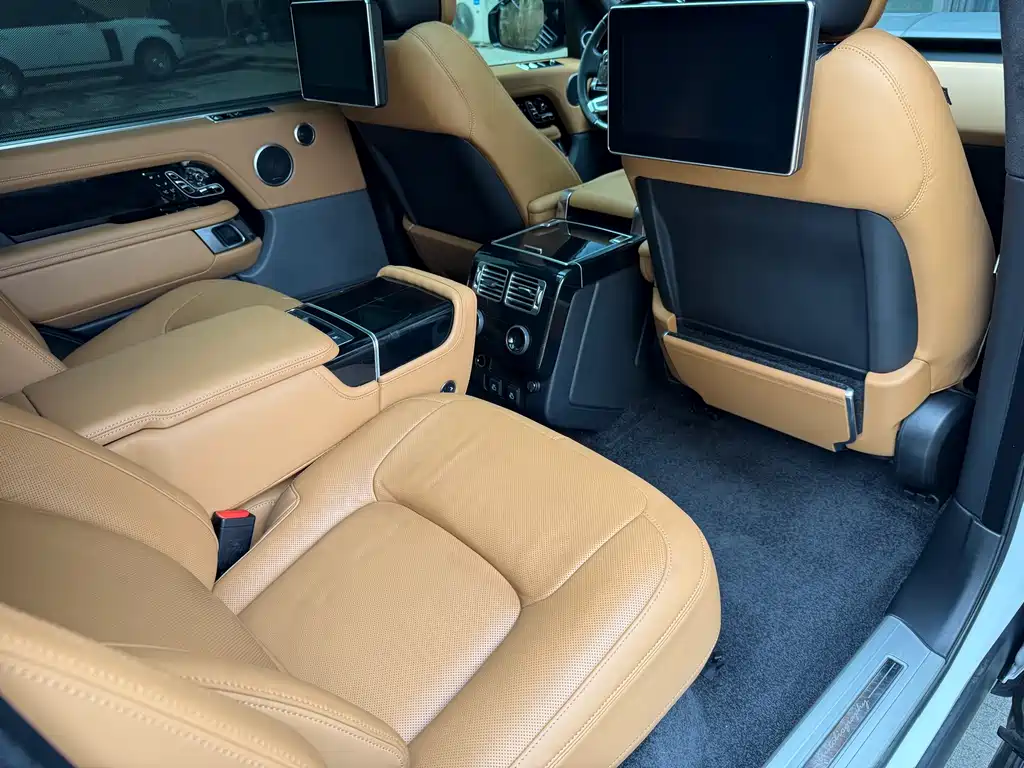 Range Rover 2022 3.0 L6 400PS Honor Creation Extended Edition купить на сайте DeffCars