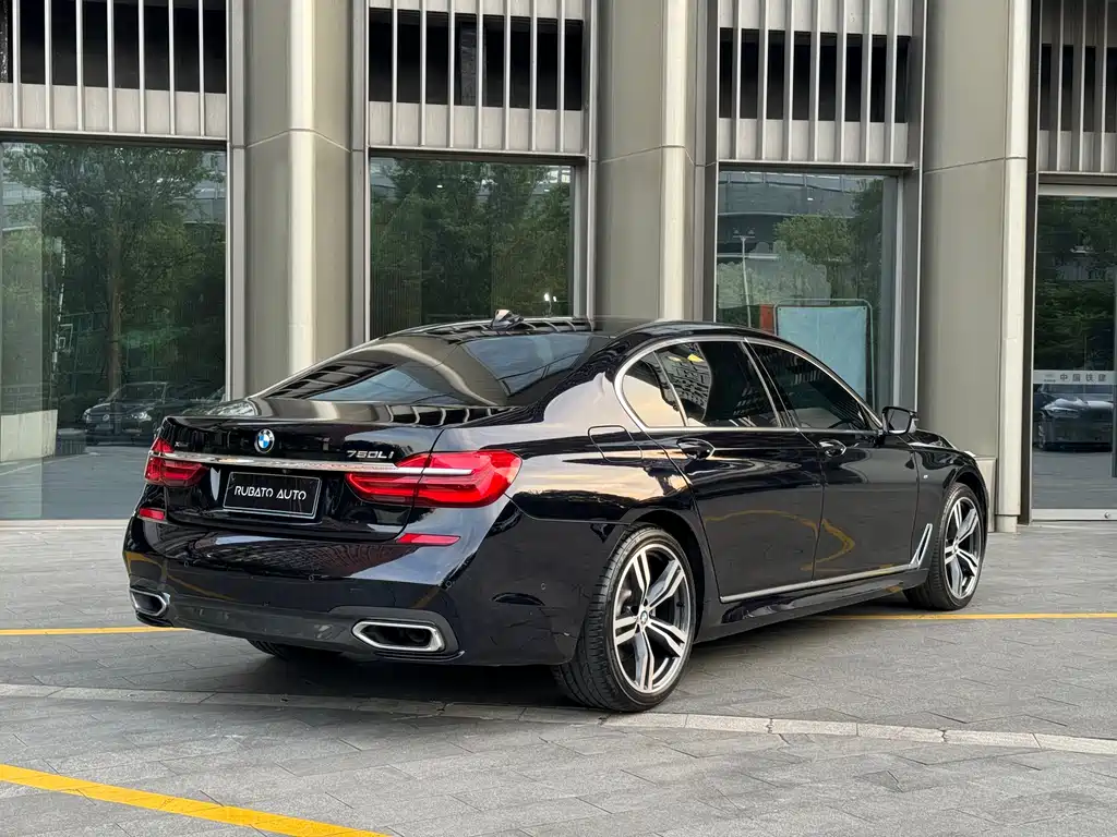 BMW 7 Series 2018 750Li xDrive M Sports Package купить на сайте DeffCars