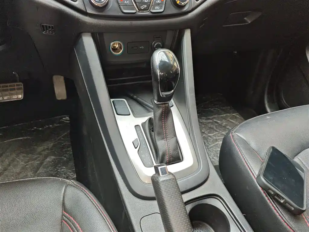 Kaiyi X5 2017 2.0L CVT luxury model купить на сайте DeffCars