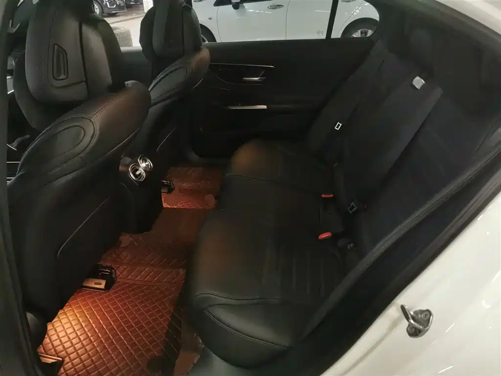 Mercedes-Benz C-Class 2023 facelift C 260 L sports version купить на сайте DeffCars
